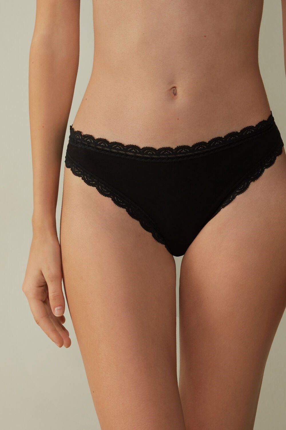 019 - Black Intimissimi Cotton and Lace Brazilian | CSBAH7240