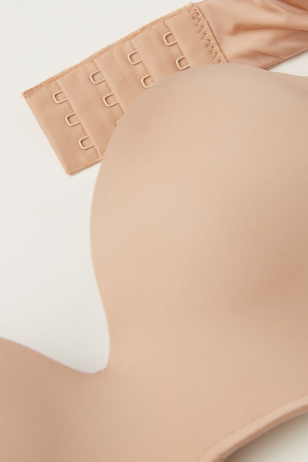 044 - Soft Beige Intimissimi Gioia Bandeau Bra in Ultralight Microfiber | JQGUO9682