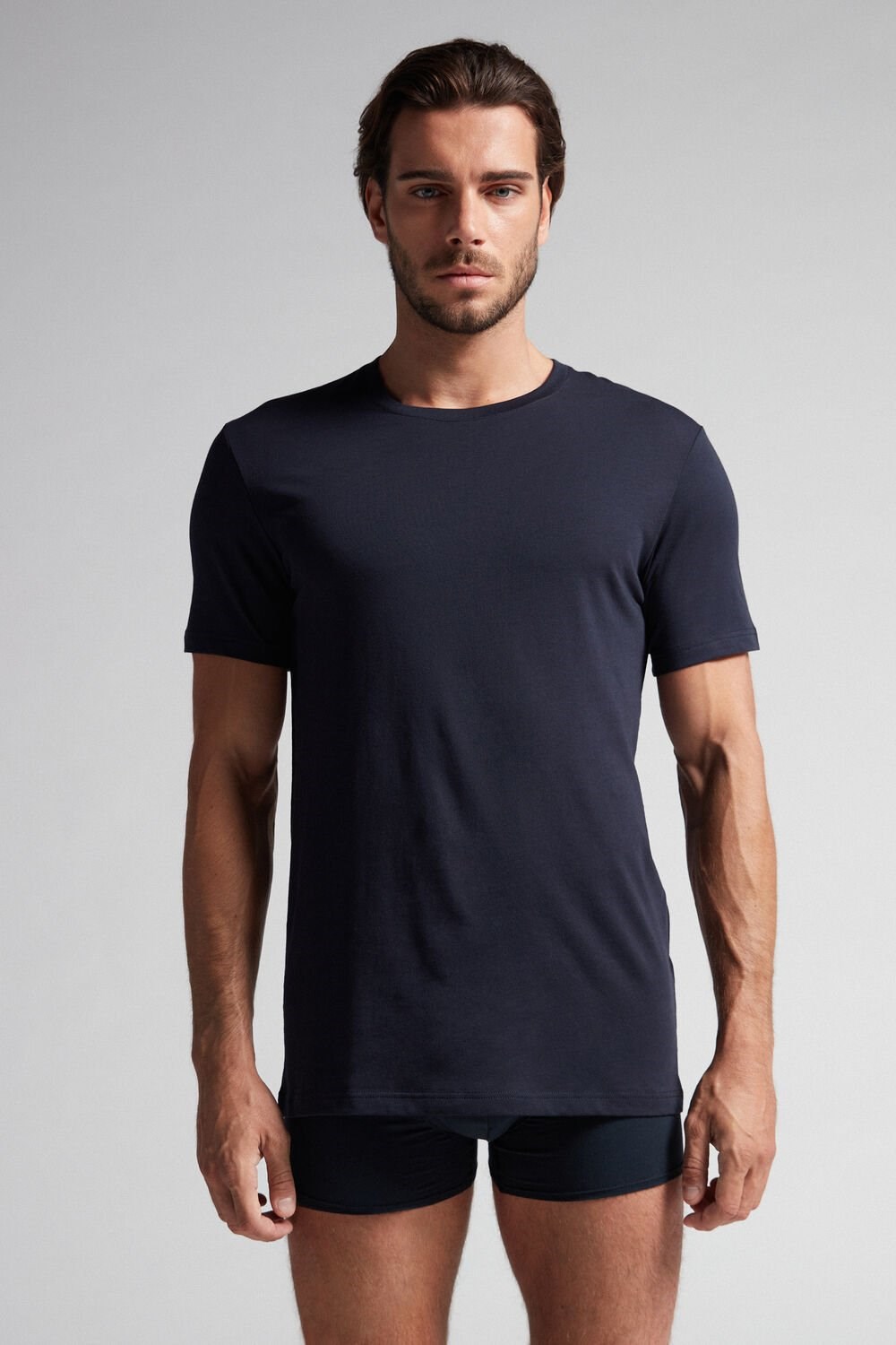 800 - Midnight Blue Intimissimi Short Sleeve Crew Neck T Shirt in Supima® Cotton | MCTPN2984