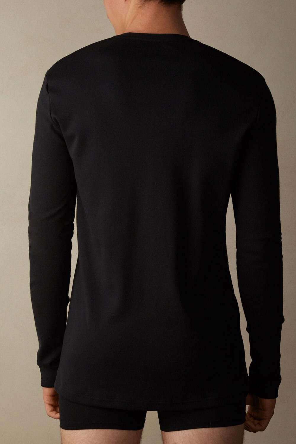 Black - 019 - Black Intimissimi Long Sleeve Top in Warm Cotton | DQFGA1084