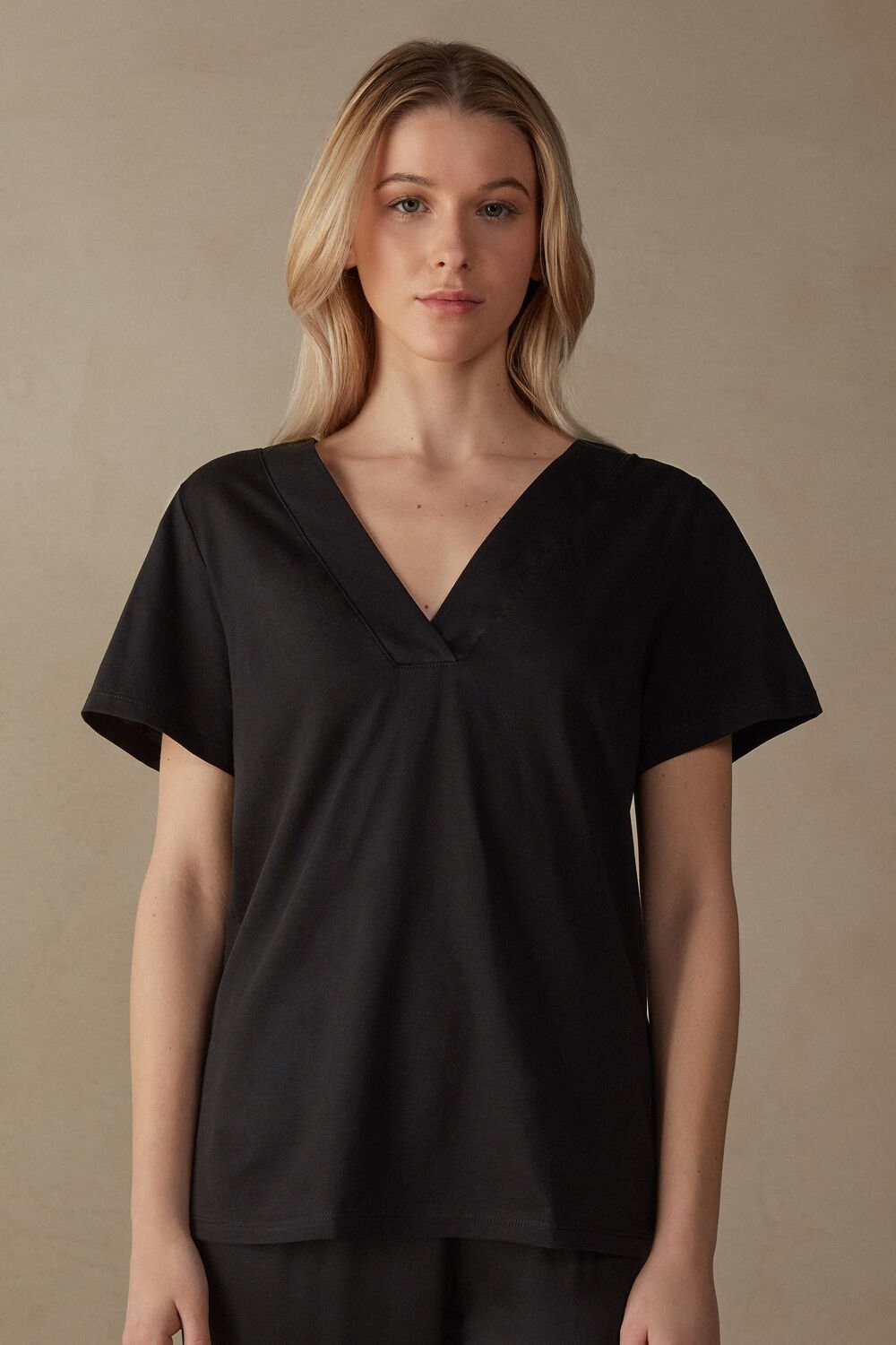 Black - 019 - Black Intimissimi Short Sleeve V-neck Top in Supima® Ultrafresh Cotton | AZPBR1976