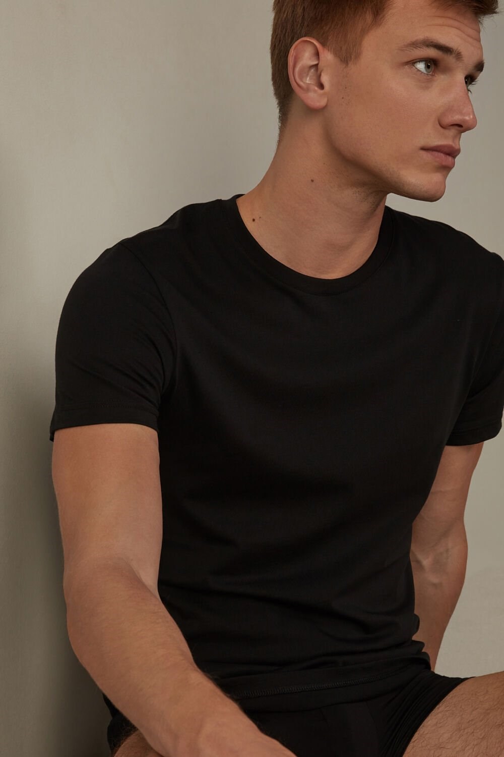 Black - 019 - Black Intimissimi Short Sleeve Crew Neck T Shirt in Supima® Cotton | GXPRZ5982