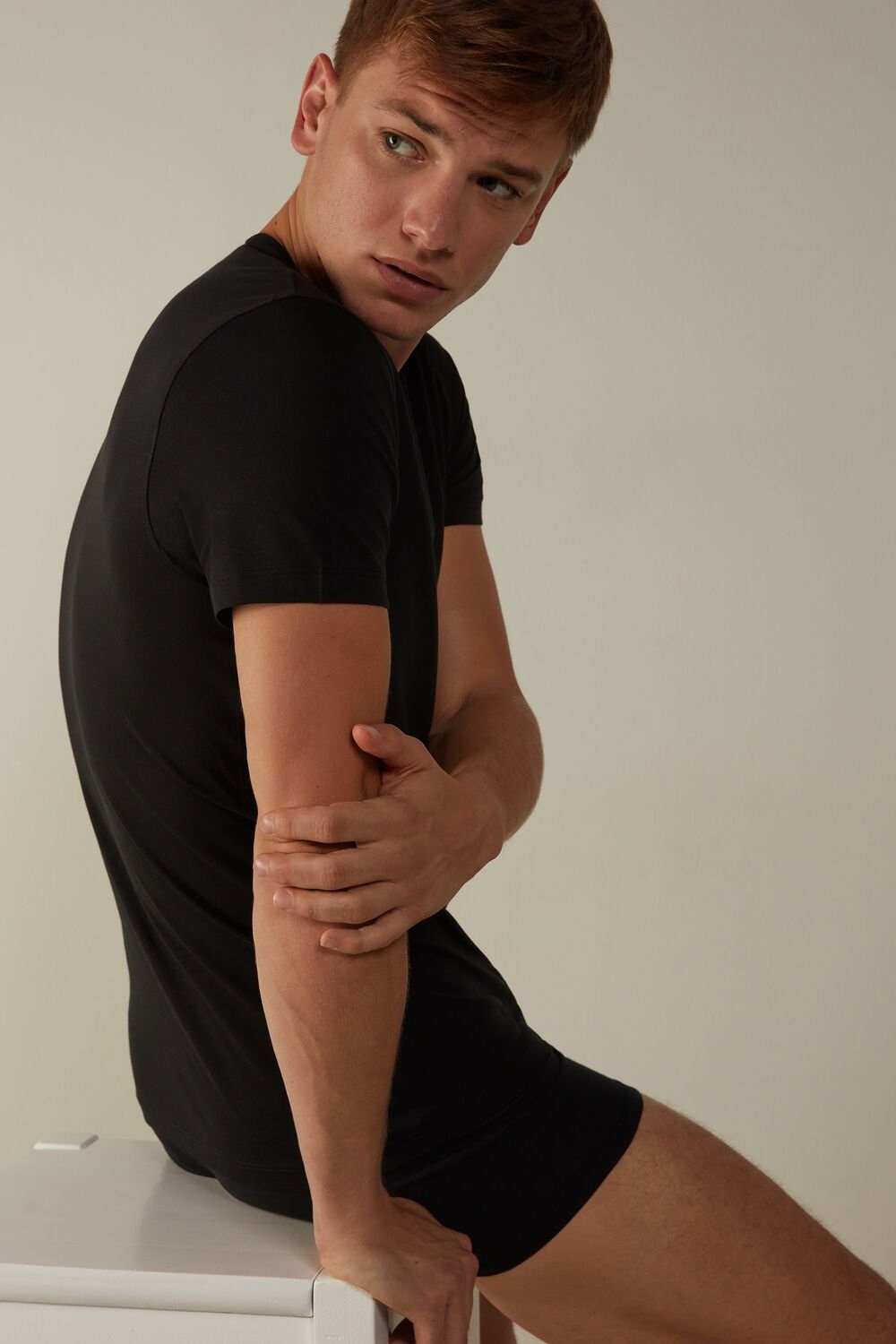 Black - 019 - Black Intimissimi Short-Sleeve Crew-Neck T-Shirt in Extra-Fine Supima® Cotton | ZTUGH2967