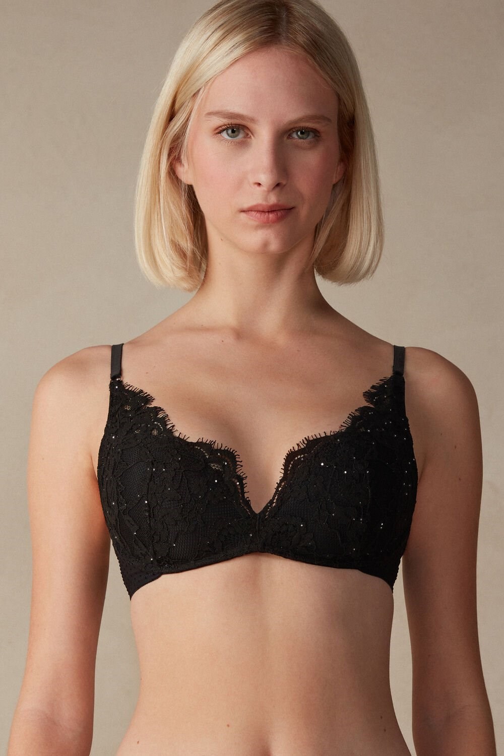 Black - 019 - Black Intimissimi Time to Shine Gioia Super Push-up Bra | IFZPB7591