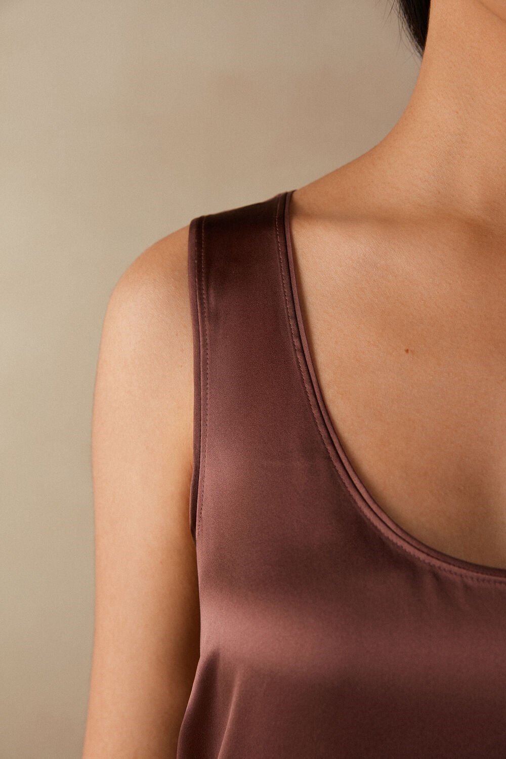 Brown - 002j - Nutmeg Brown Intimissimi Silk and Modal Tank Top | NYTQO2148