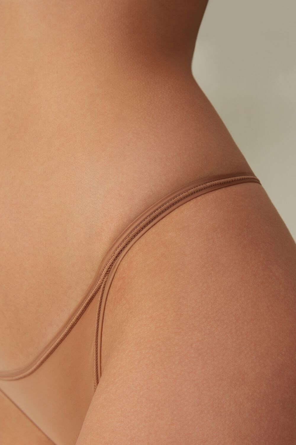 Natural - 417i - Medium Beige Intimissimi Thong with Ultralight Microfiber Straps | STKFI9851