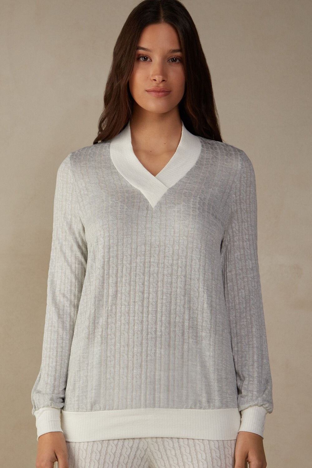 Pale Grey - 154j - Grey Heather / Powder White Intimissimi Timeless Heritage V-Neck Top | GXJDA5364