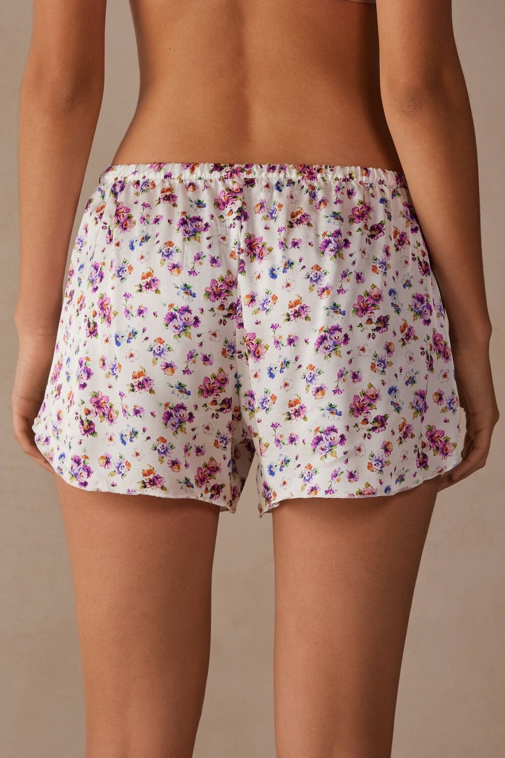 Print - 208j - White Spring Bouquet Print Intimissimi Dreaming of Spring Satin Shorts | BFTSX4513