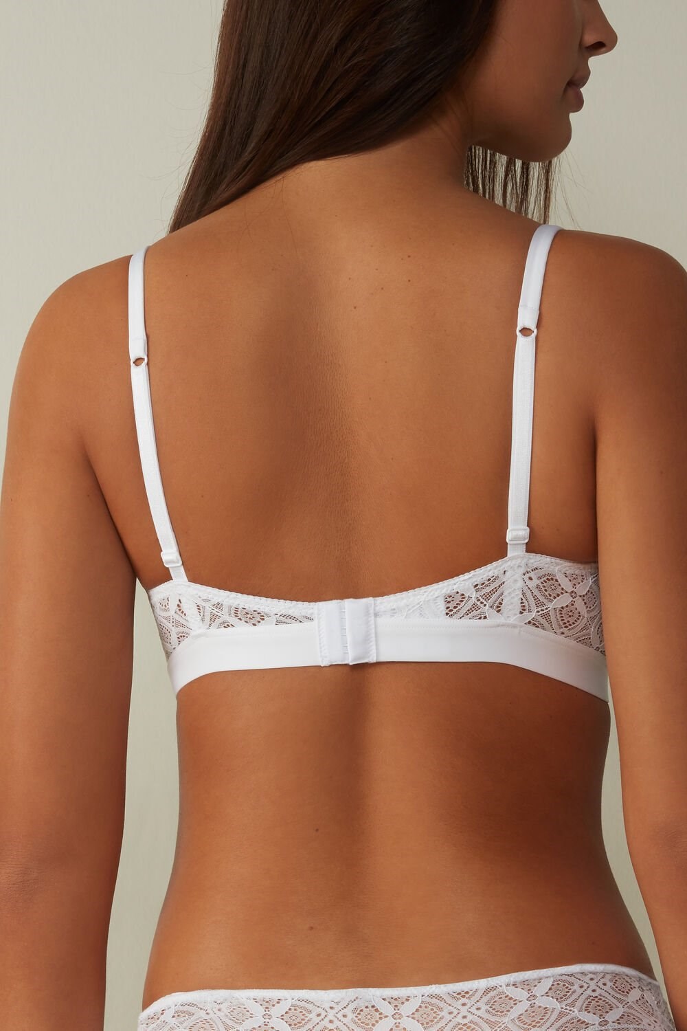 White - 001 - White Intimissimi Emma Triangle Bra in Lace | WPQHU5896