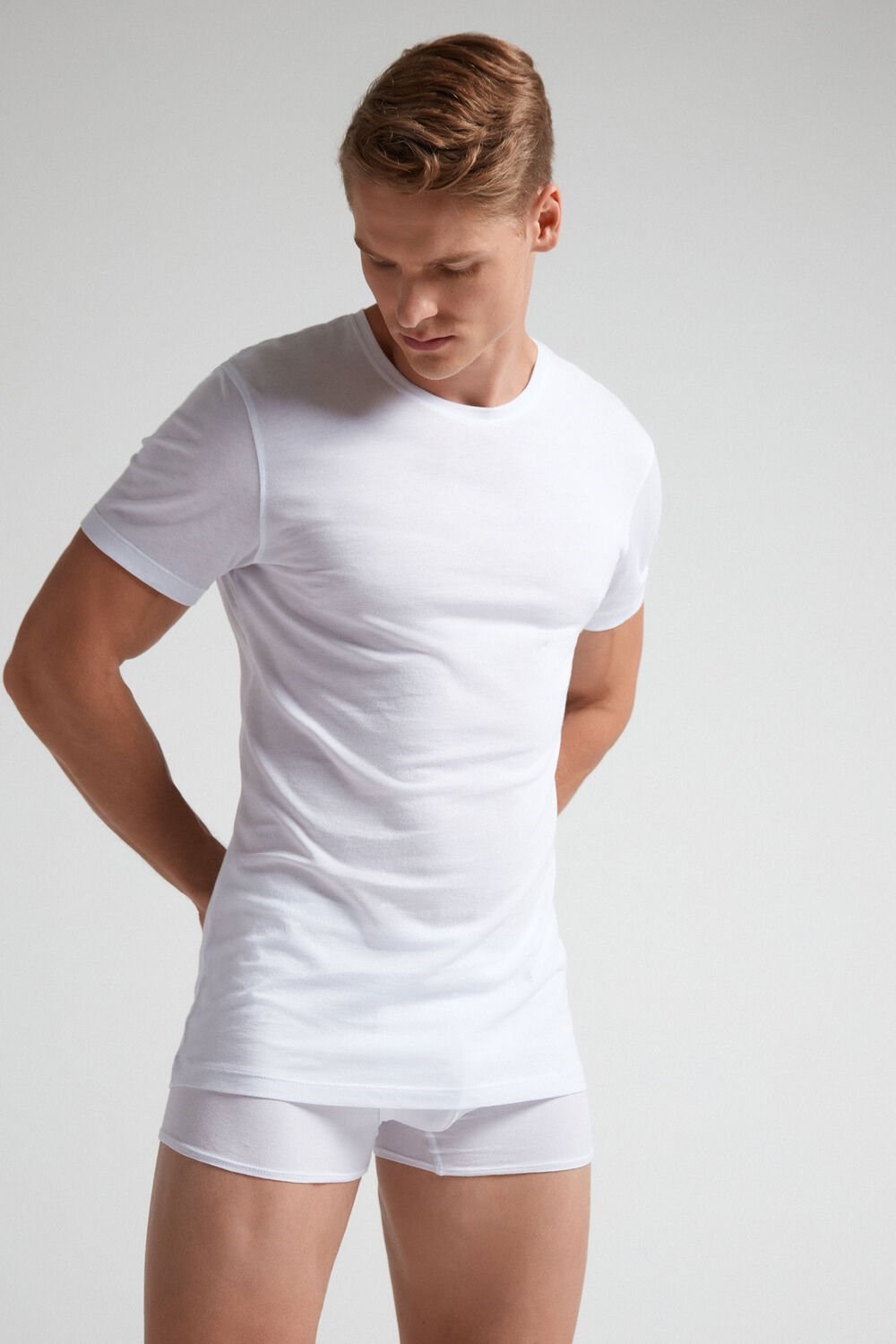 White - 001 - White Intimissimi Short-Sleeve Crew-Neck T-Shirt in Extra-Fine Supima® Cotton | OFBQK1082