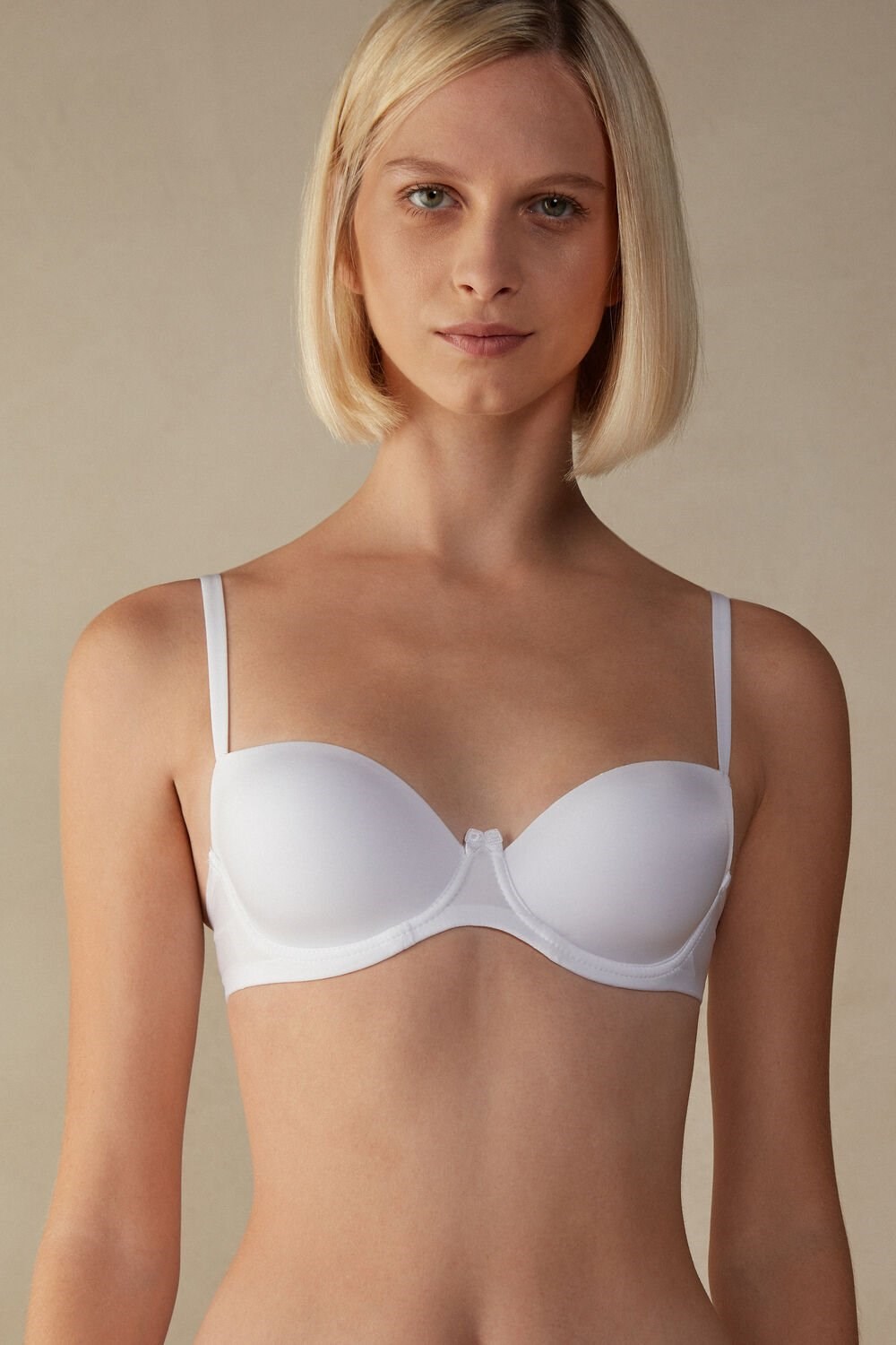 White - 001 - White Intimissimi Sofia Balconette Bra in Ultralight Microfiber | FCGBD4691