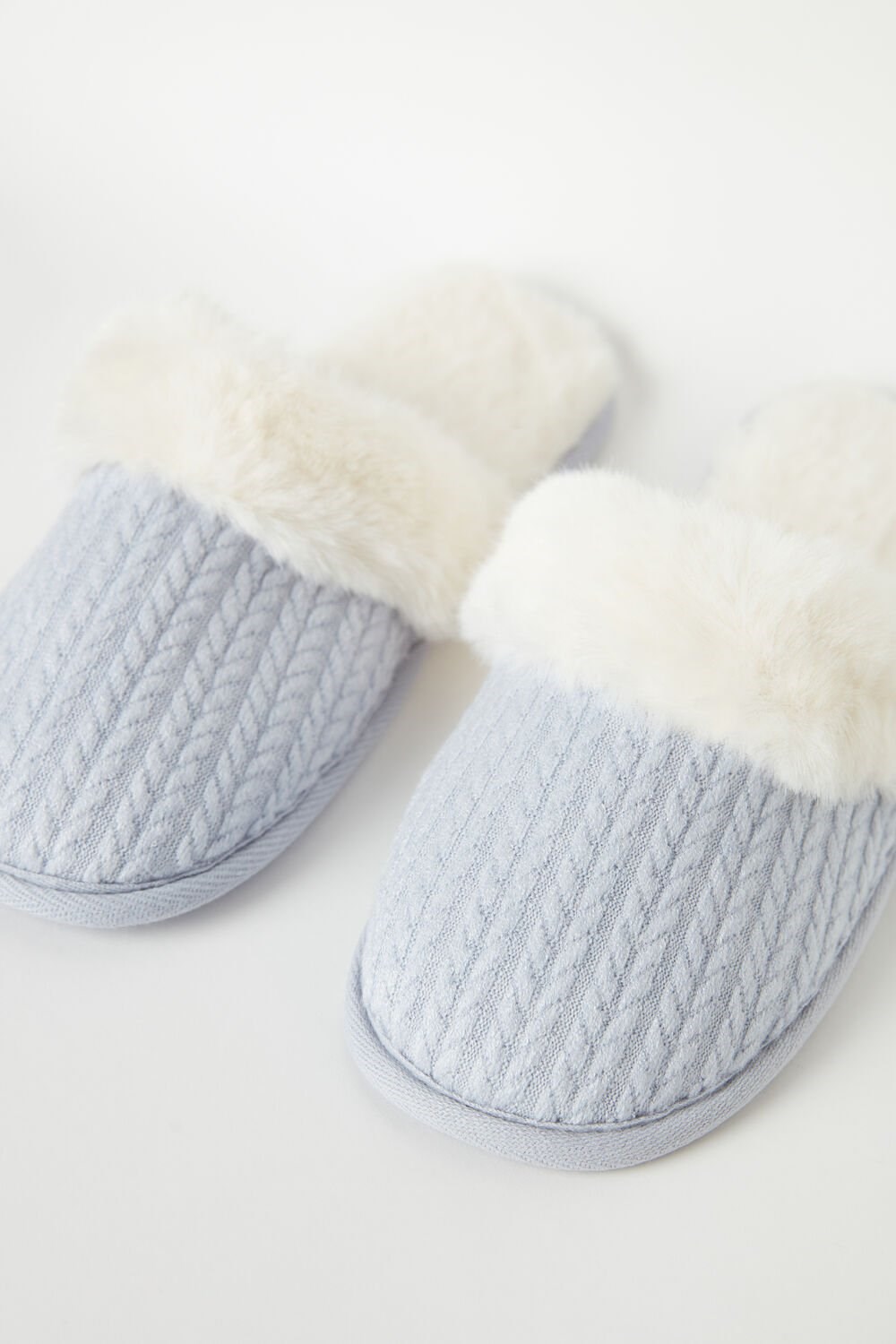 White - 161j - Light Blue Intimissimi Ribbed Velvet Slippers with Faux Fur | MDZSQ3421