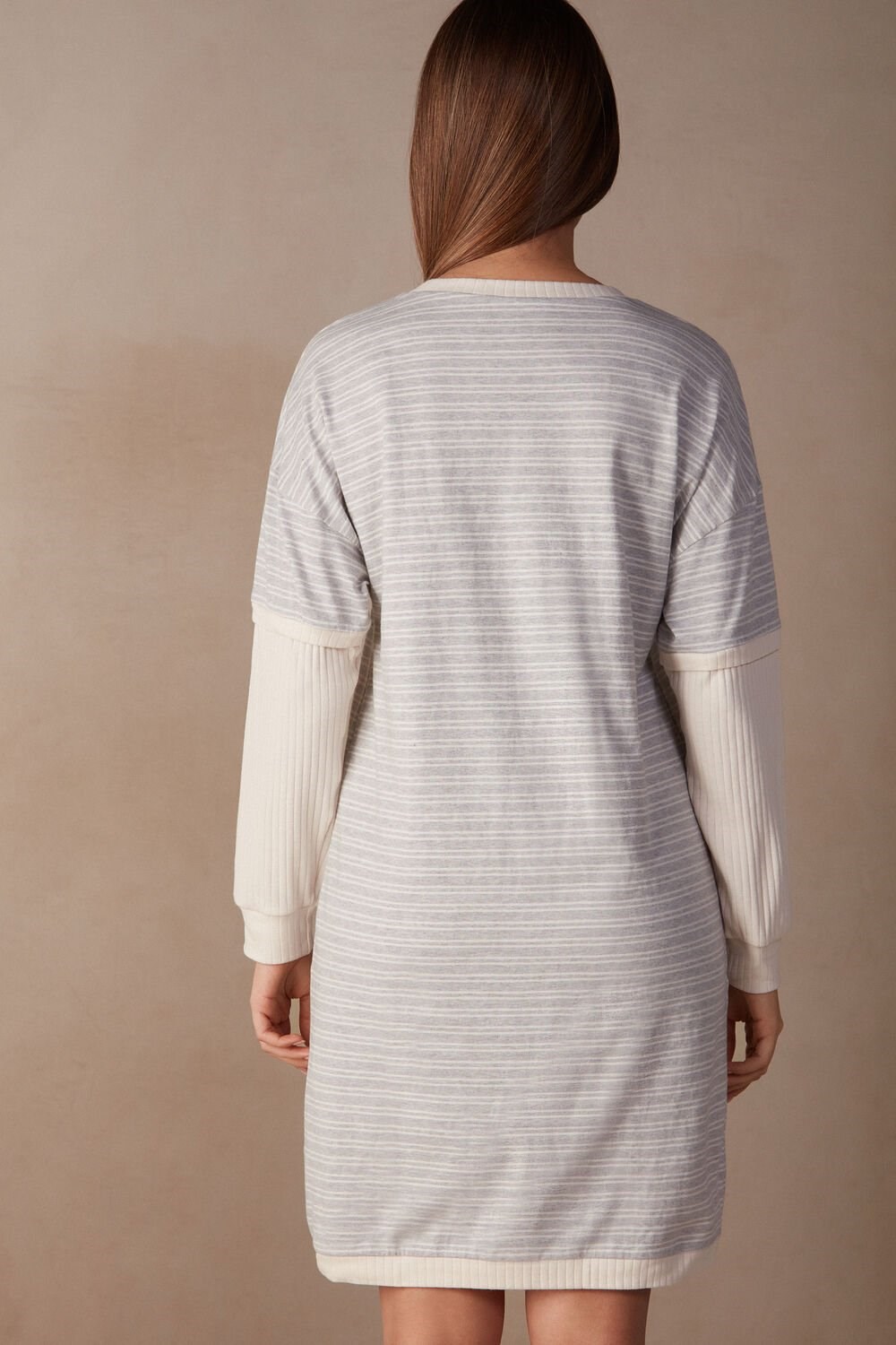 White - 224j - Heather Gray / Vanilla Beige Stripe Intimissimi Casual Sunday Long Sleeve Nightshirt | DVMCU4675