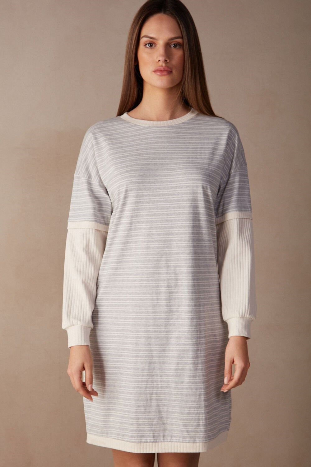 White - 224j - Heather Gray / Vanilla Beige Stripe Intimissimi Casual Sunday Long Sleeve Nightshirt | DVMCU4675